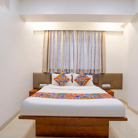 Fabhotel The Mint ムンバイ エクステリア 写真