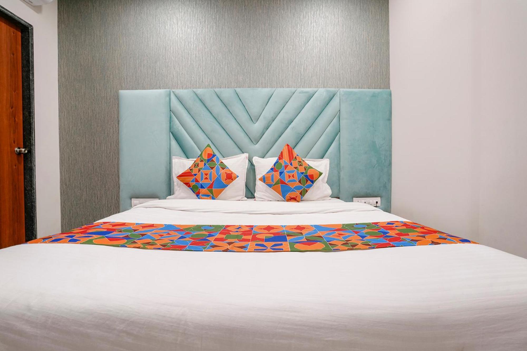 Fabhotel The Mint ムンバイ エクステリア 写真